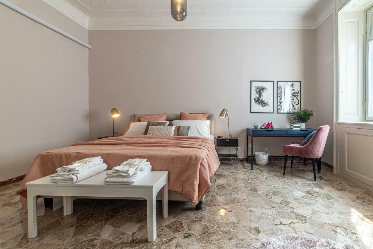 Joivy Sophisticated 3-Bed Flat With Desk Apartment Milan Luaran gambar