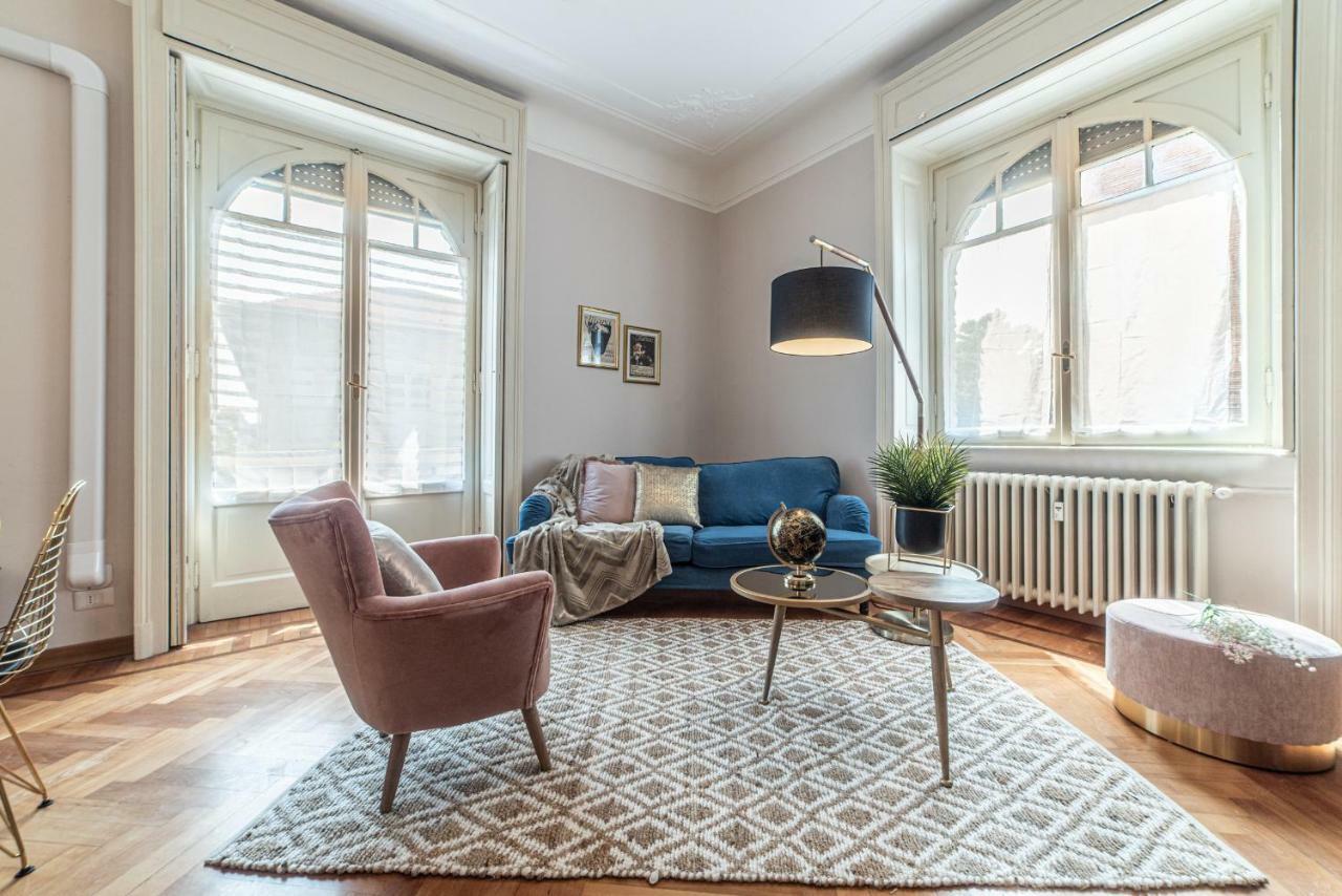 Joivy Sophisticated 3-Bed Flat With Desk Apartment Milan Luaran gambar