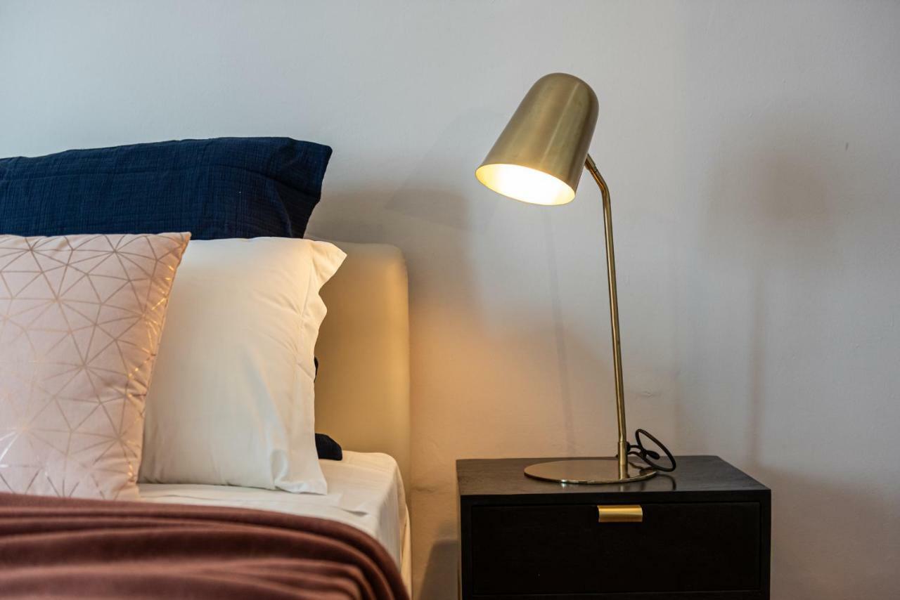 Joivy Sophisticated 3-Bed Flat With Desk Apartment Milan Luaran gambar